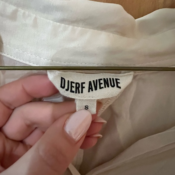 Djerf Avenue Oyster On the go shirt Small - Picture 3 of 6